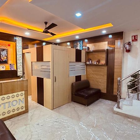Cottage Lord Krishna Walking Distance From New Delhi Railway Station Exterior photo
