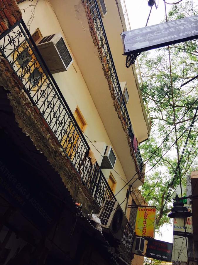 Cottage Lord Krishna Walking Distance From New Delhi Railway Station Exterior photo